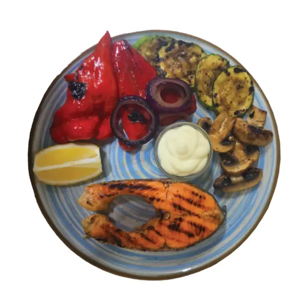Somon cu legume grill